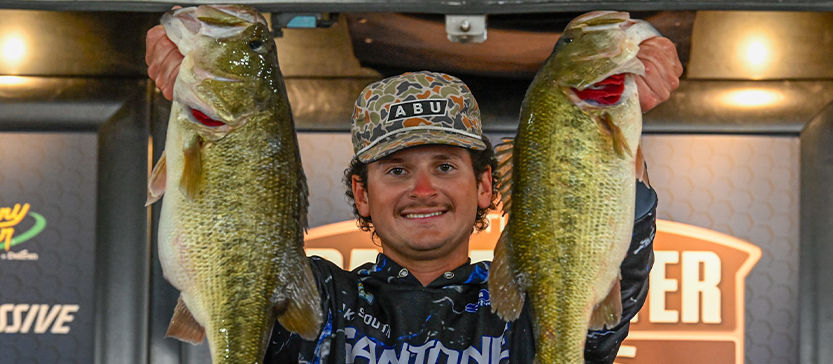 South’s adjustments deliver lead at Bassmaster Open at Sam Rayburn