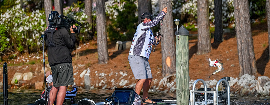 “Cajun Baby” Cliff Crochet Earns Qualifying Round Win for Group B