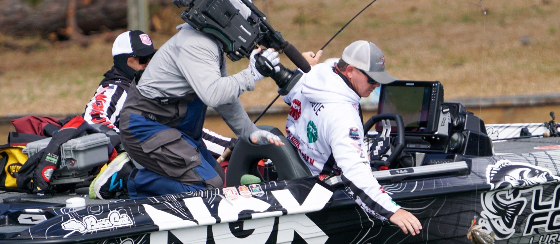 Sprague Advances Directly to Championship Sunday with Two-Day Total ofi 122 pounds