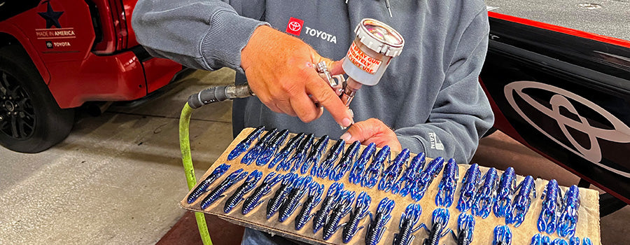 Scroggins Creates New Way To Color Soft Plastics