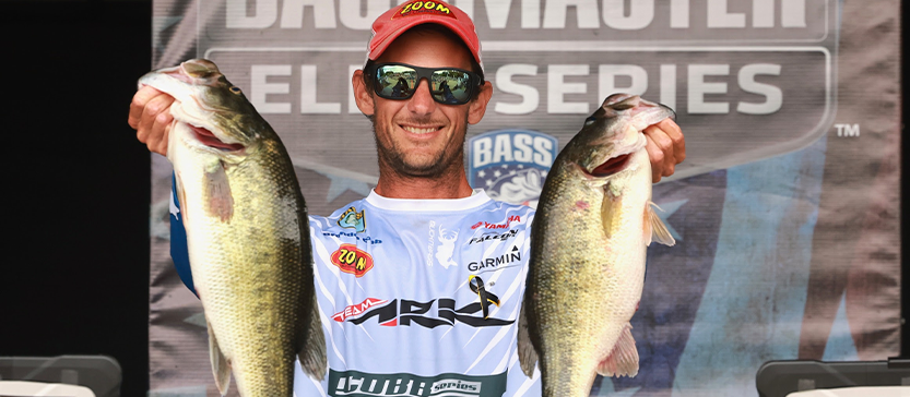 Big bite trio lifts Cobb to Day 3 lead in Bassmaster Elite at Lake Murray