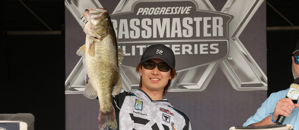 Phenomenal performance keeps Fujita atop the lead in Bassmaster Elite at Lake Fork