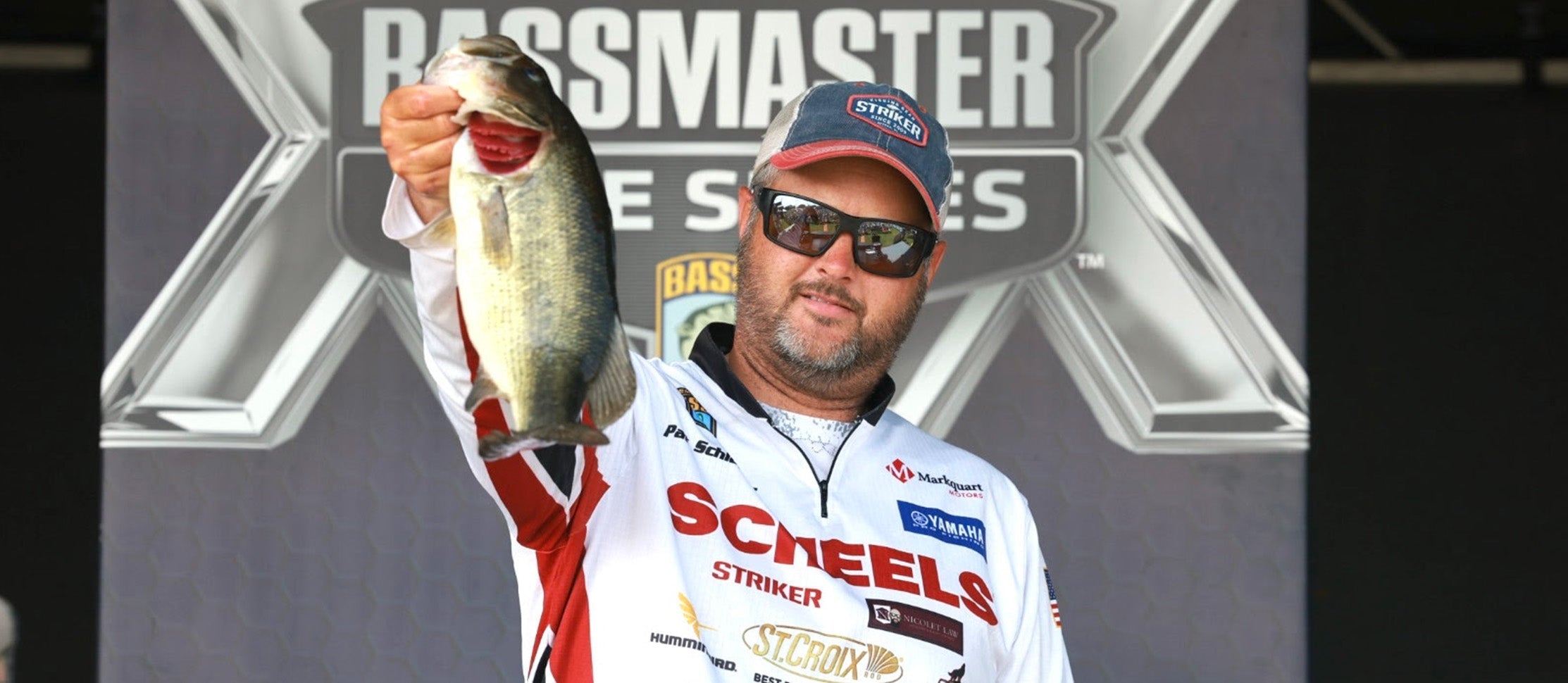 Late-day kicker keeps Schlapper in the lead at the Bassmaster Elite at Sabine River