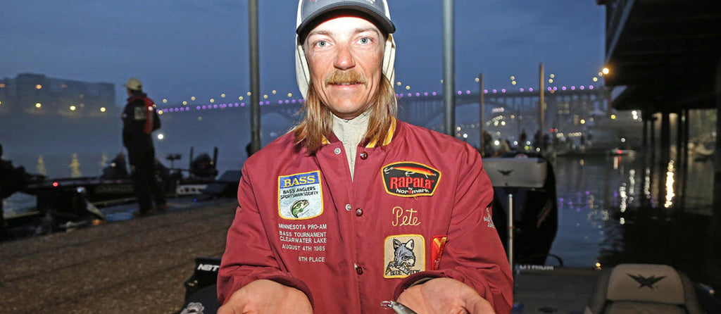 Feider Looking for Classic “Buckets” in Dad’s Old Jacket